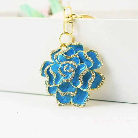 Cute Enamel Rose Flower Keychain Sparkling Rhinestone Inlaid Gold Tone Metal Bag Pendant Charm Keyring For Women Accessories