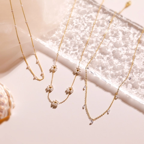 Flower Pendant Necklace Copper Gold Plated With Faux Artificial Pearl And Zircon Simple Elegant Chic Clavicle Chain For Women