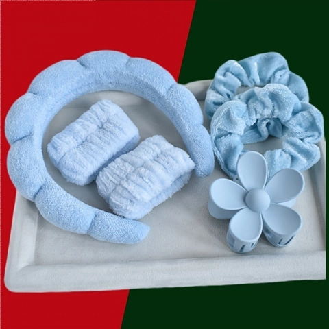 Soft Coral Fleece Face Wash Headband Wristband And Matte Hair Claw Clips Elastic Hair Ties For Women Skincare Makeup