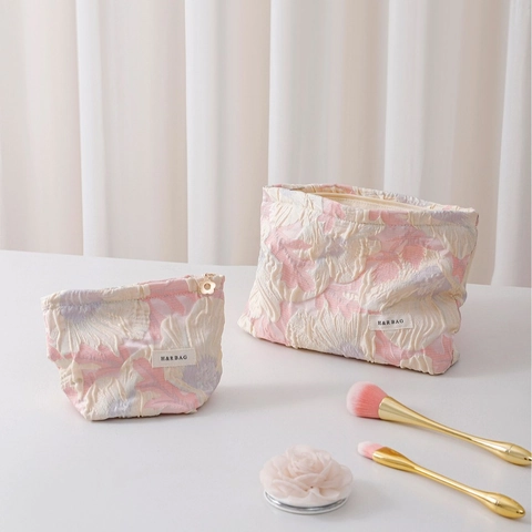 Floral Jacquard Makeup Bag Relief Pattern Cosmetic Storage Pouch Portable Travel Organizer For Women Canvas Fabric Case