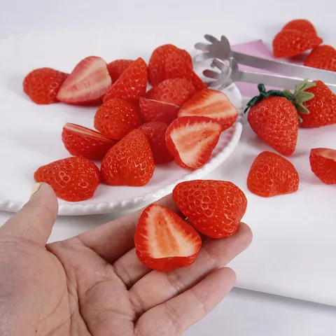 Artificial Strawberry Model PVC Simulation Fruit Photography Props DIY Cake Decoration Lifelike Kitchen Home Decor Red