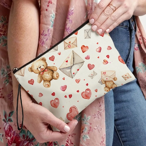 Teddy Bear Heart Print Makeup Bag Polyester Linen Texture Zippered Portable Toiletry Pouch With Practical Wristlet Strap