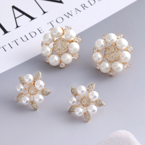 Eleganti Orecchini a Bottone Camelia Perla Artificiale Gioielli in Zirconia Con Perno in Argento Sterling 925 Donna