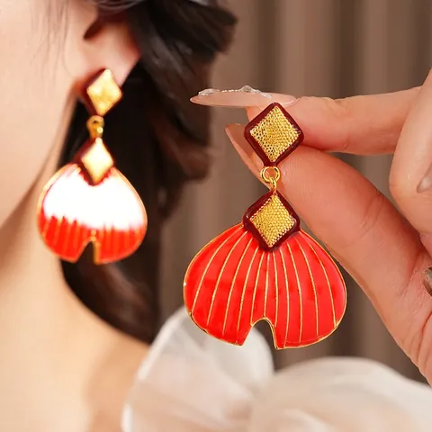 Waaier Oorbellen Rood Emaille Legering Chinese Stijl Vintage Ruit Druppel Met Zilveren Oorknopje Voor Dames Elegant