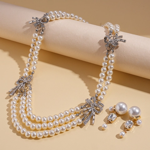 Collana E Orecchini Di Künstliche Perle Multistrato Con Silver Earring Post Fiocco Strass Lega Elegante Barocco Per Donna