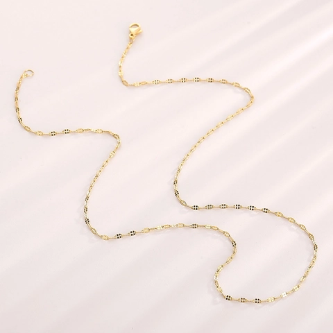 Minimalist Lip Chain Necklace Stainless Steel Shimmering Clavicle Bare Chain Jewelry For Women Elegant Embossed Link