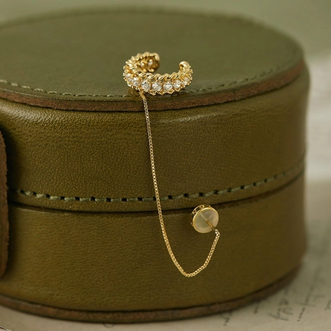 Elegante Messing-Ohrstecker Mit Schleife Und Langen Quastenketten Sowie Strasssteinen Exquisiter Goldschmuck Für Damen
