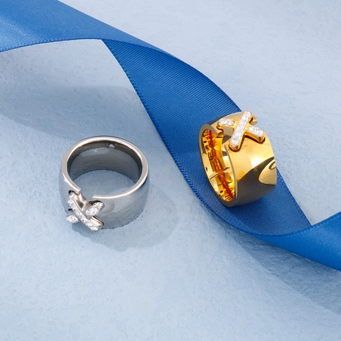 Breiter Ring Edelstahl X-Förmig Mit Zirkonia Kreuz Design Modeschmuck Elegant Für Damen