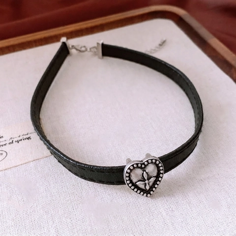 Collana Choker Pendente Cuore Vintage Ecopelle Regolabile Motivo Croce Stile Gotico Sweet Cool Donne