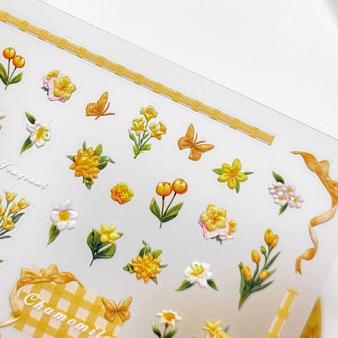 Autocollants Ongles 5D Relief PET 3D Auto Adhésif Jardin Pastoral Fleur Jaune Marguerite Papillon Style Japonais DIY