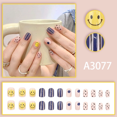 Press On Nails Short Square Fake Nails Plaid Smile Face Leopard Pattern Japanese Style DIY Manicure For Women Glossy Resin Full Cover