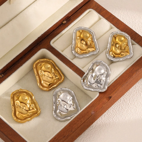Irreguläre Geschmolzene Metall Ohrstecker 18K Vergoldeter Edelstahl Gefaltete Lava Textur Geometrischer Schmuck Für Damen
