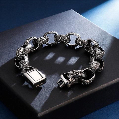 Mens Vintage Carved Skull Stainless Steel Bracelet Gothic Punk Heavy Chain Jewelry With Square Clasp For Men