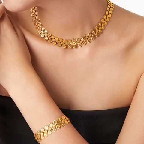 Vintage Titan Stahl Vergoldet Halskette Und Armband Schmuck Für Damen Geschnitzte Sonnenblumen Scheibe Zweireihig Retro Stil
