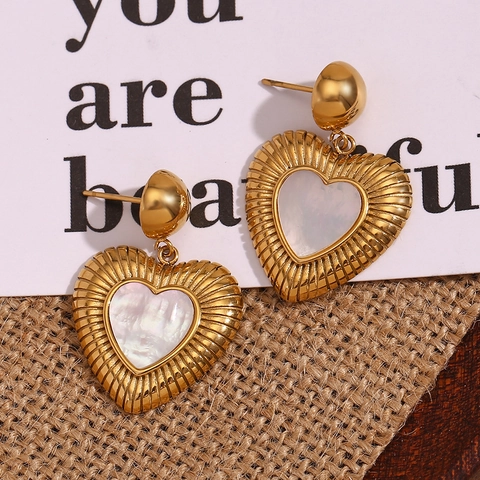 Vintage Edelstahl Herz Ohrhänger Vergoldet Sonnenstrahlen-Muster Künstliche Perle Inlay Elegante Damen Mode Schmuck