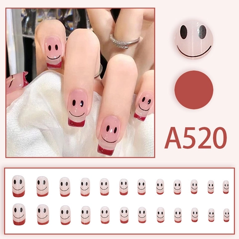 Unghie Finte Press On French Tips Rosse Con Motivo Smile Face Rosa Quadrate Riutilizzabili Artificiali