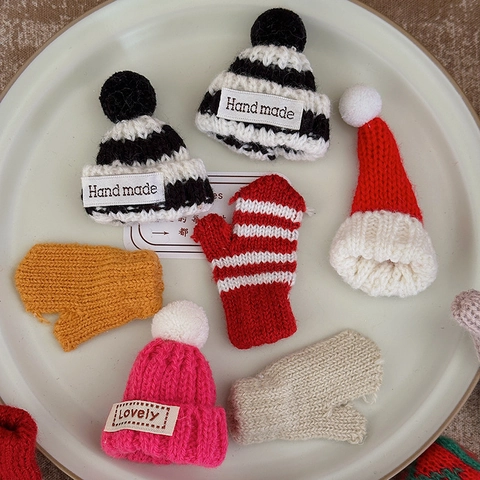 Mini Christmas Knitted Hat Glove Tree Bow Accessories Woolen Yarn DIY Hand Made Doll Decor Gift Box Ornament Cute