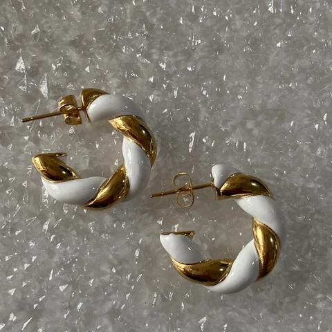 Gedrehte Creolen 18K Vergoldet Edelstahl Emaille C-Form Vintage Französischer Stil Retro Schmuck Für Frauen