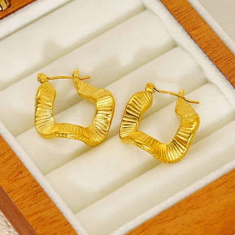Stainless Steel Pleated Hoop Earrings 18K Gold Plated Irregular Wave Texture Vintage French Style Jewelry For Women
