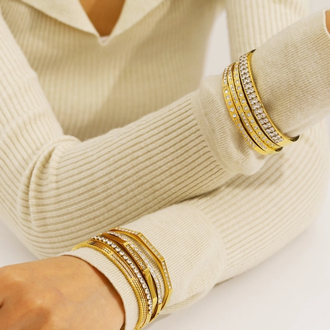 Stainless Steel Bangle Bracelet 18K Gold Plated Zircon Inlay Waterproof Hypoallergenic Elegant INS Style Jewelry For Women