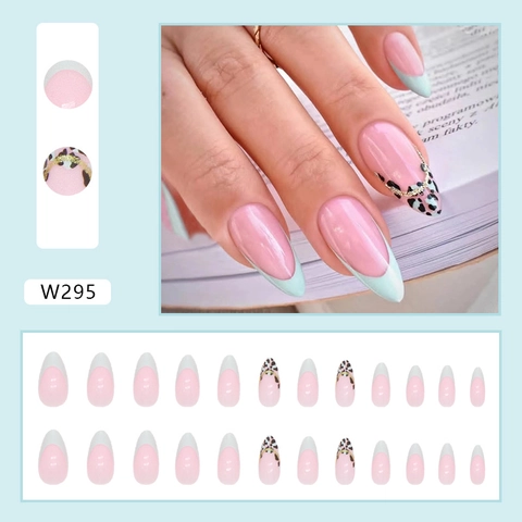 Kunstnagels Lange Amandelvorm Roze Muntgroen Franse Luipaardprint Goudfolie Decoratie Professionele Manicure Voor Vrouwen