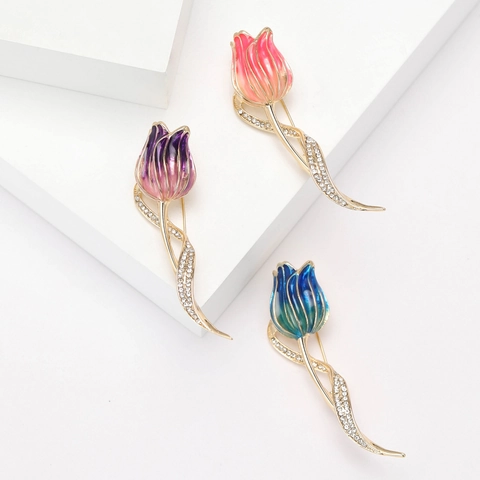 Elegante Emaille Tulp Broche Voor Vrouwen Legering Luxe Plant Bloem Strass Speld Mode Sieraden Cadeau Voor Pak Jurk