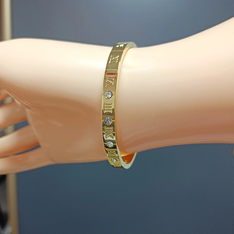 Bracciale Rigido In Acciaio Inossidabile Da Donna Lusso Placcato Oro Numeri Romani Zirconia Gioielli