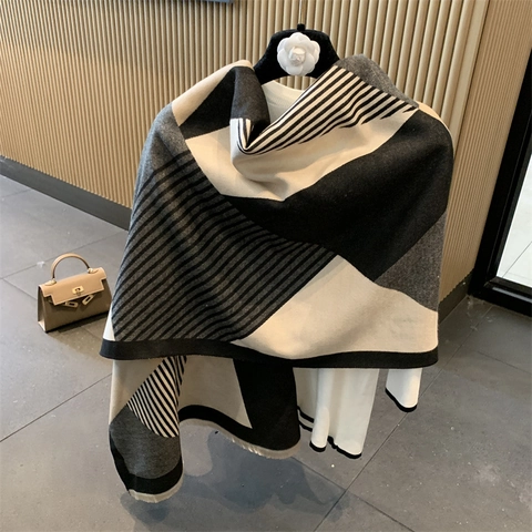 Écharpe d'Hiver en Coton pour Femmes Motif Géométrique Châle Épais Chaud Jacquard à Rayures avec Glands pour le Bureau