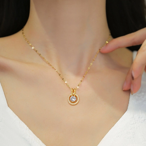 Collana Con Pendente In Zircone Rotondo Catena In Acciaio Inossidabile Colore Oro Gioielli Halo Eleganti Per Donna