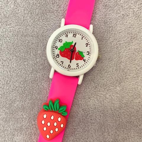 Montre À Quartz Pour Enfants Avec Bracelet En Silicone Fraise Boîtier En Alliage Pour Filles Mignonne