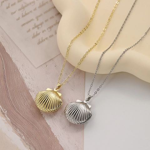 Shell Locket Necklace Copper Openable Photo Frame Pendant Nautical Style Summer Sea Jewelry For Women Elegant Accessory
