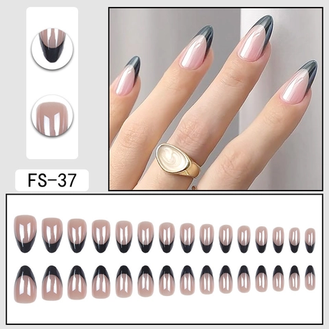 Zwarte Franse Press On Nagels Amandelvorm Gegalvaniseerd Metaal Glanzende Chique Kunstnagels Voor Vrouwen