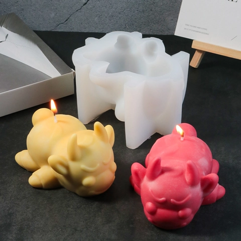 Cute Cartoon Bull Silicone Mold 3D Animal Shape For Handmade Candle Soap Aromatherapy Plaster Resin Craft Making Home Decor