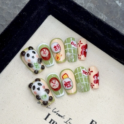 Unghie a Pressione 3D Panda Fatte a Mano Carine Verdi Rosse Motivo Plaid Corte Unghie Finte a Bara per Donna Ragazza Manicure