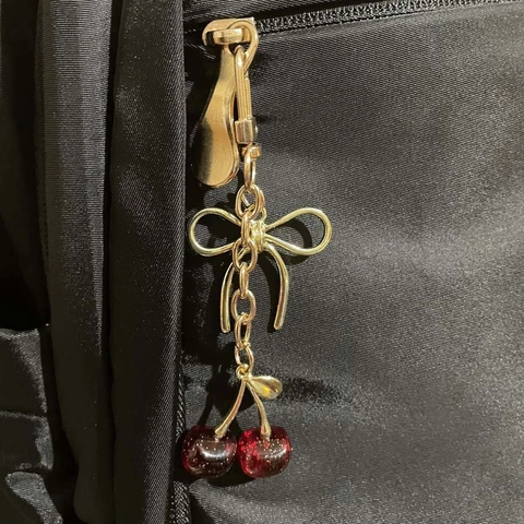 Portachiavi Ciliegia Carino Pendente Per Borsa Frutta Lega Di Zinco Resina Fiocco Luccicante Ornamento Per Zaino Donne