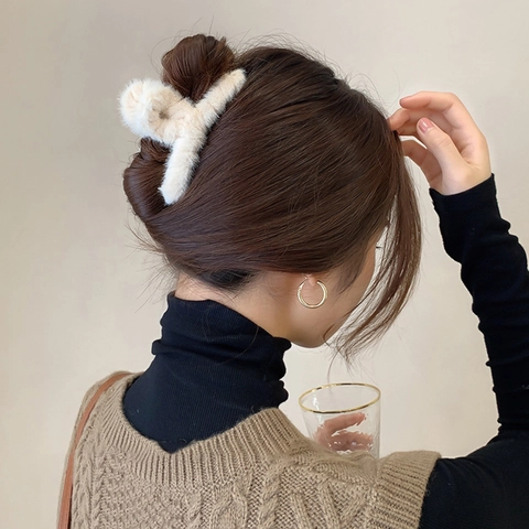 Legierung Plüsch Haarklammer Für Damen Herbst Winter Große Kunstpelz Haargreifer Elegant Süßes Mode Haar Accessoire Weich
