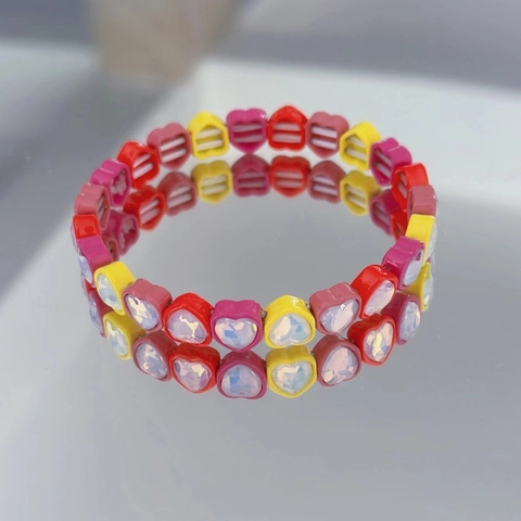Bracelet Élastique en Émail en Forme de Cœur Coloré de Style Ins pour Femme avec Strass Sertis Bijoux de Main Doux à Porter au Quotidien Bracelets Empilables