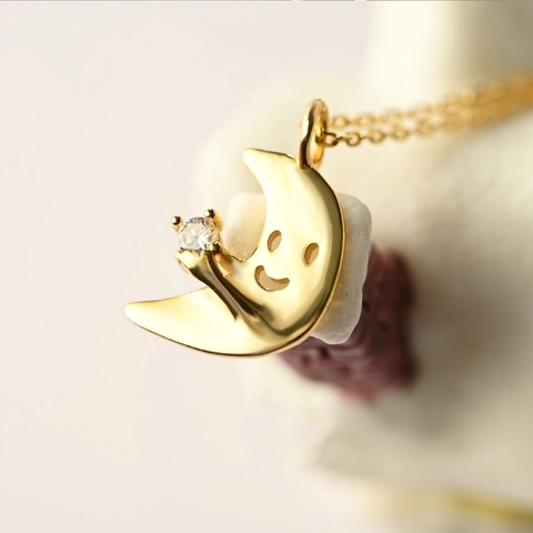925 Sterling Silver Moon Pendant Necklace Smile Face Rhinestone Clavicle Chain For Women Simple Gold Plated Jewelry Gift