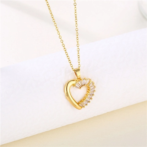 Minimalistische Herz Anhänger Halskette 18K Vergoldet Edelstahl Baguette Zirkon Eingelegt Schmuck Für Damen