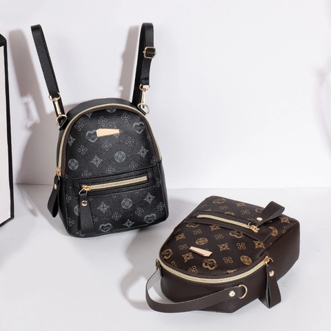 Damen Mini Rucksack PU Leder Monogramm Druck Vintage Süßer Stil Kleiner Reise Tagesrucksack Geldbörse Goldene Hardware