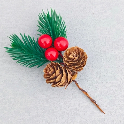 Künstliche Weihnachts Kiefernnadeln Picks Rote Beeren Natürliche Kiefernzapfen Urlaubsdekoration DIY Kranz Zubehör