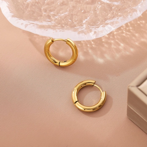 Orecchini A Cerchio Tondi Minimalisti Da Donna In Acciaio Inossidabile Lucidato Con Placcatura In Oro 18K Gioielli
