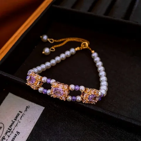Elegante Kunstparelarmband Met Vierkante Zirkonia Geometrische Hanger Verstelbaar Trekkoord Franse Vintage Stijl Voor Dames