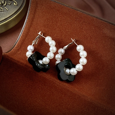 Pendientes De Aro En C Retro Con Flor De Acrílico Negro E Imitación De Perla Artificial Para Mujer Poste De Plata De Ley 925