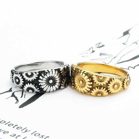 Vintage Stainless Steel Sunflower Daisy Floral Carved Ring Retro Punk Style Ethnic Statement Jewelry For Women