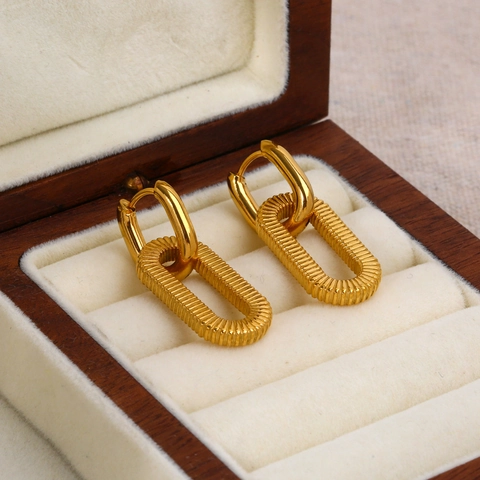 U Shape Hoop Earrings 18K Gold Plated Stainless Steel Textured Geometric Twisted Oval Link Drop Earrings For Women
