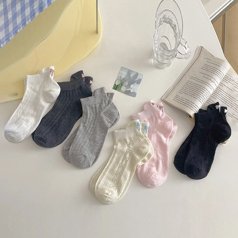 Women Low Cut Boat Socks Breathable Cotton Mesh Sweet Bowknot Embroidery Solid Color Shallow Mouth Invisible Hosiery