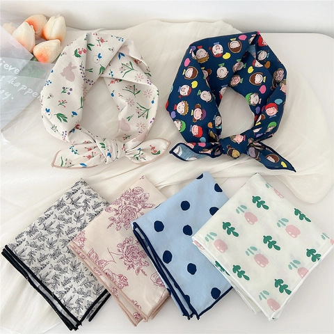 Carré de Soie Femme en Polyester Imprimé Artistique Frais Style Coréen Petit Motif Floral Animal Bandeau Cheveux Écharpe de Cou