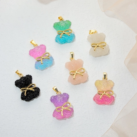Pendentif Ours En Cristal Mignon Avec Nœud Doré Résine Texture Sucrée Accessoire De Bijoux DIY Collier Sac