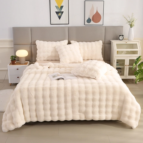 Faux Rabbit Fur Plush Blanket Thickened Layered Warm Sofa Throw Bedding Solid Color Modern Cozy Soft Home Decorative